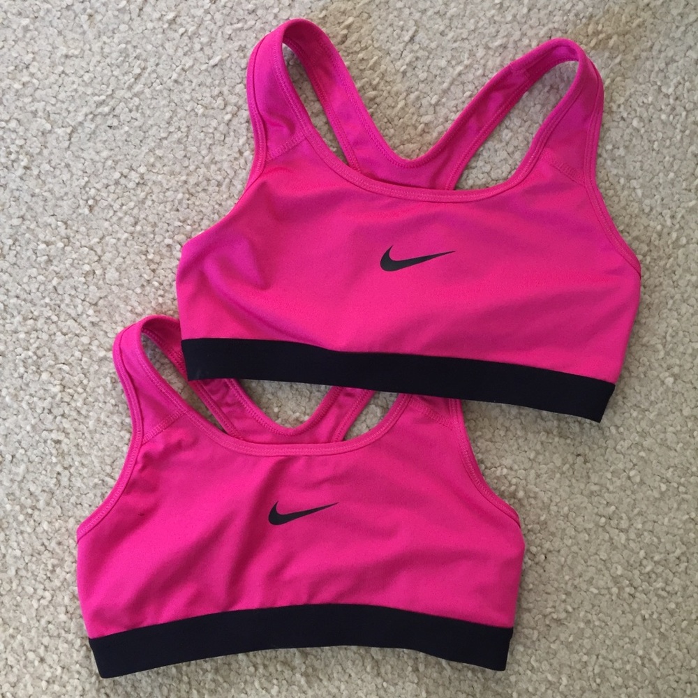 Women’s Nike Pro Classic Swoosh Bra(s)